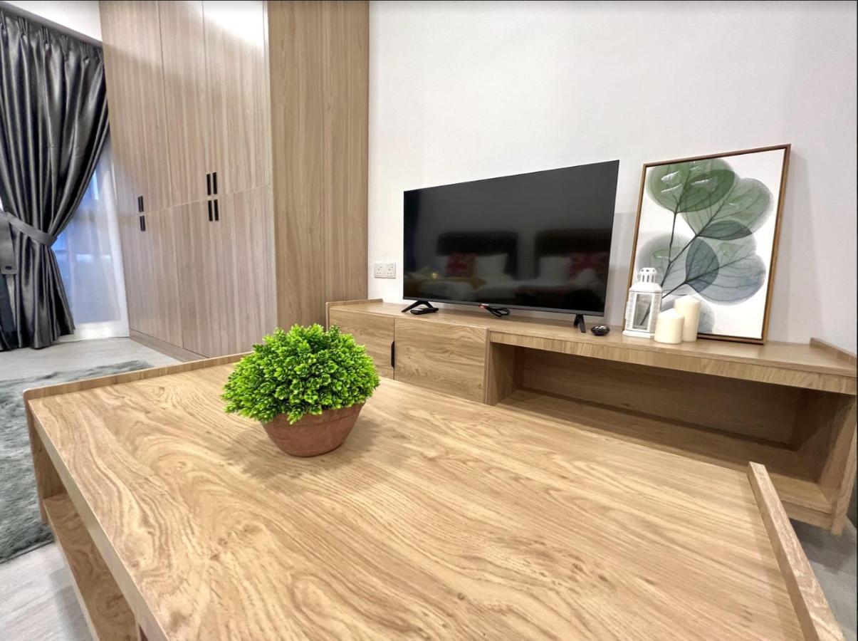 Free Parking # 2 Bed Family Bellsuite - Sepang Klia Kota Warisan Exterior foto