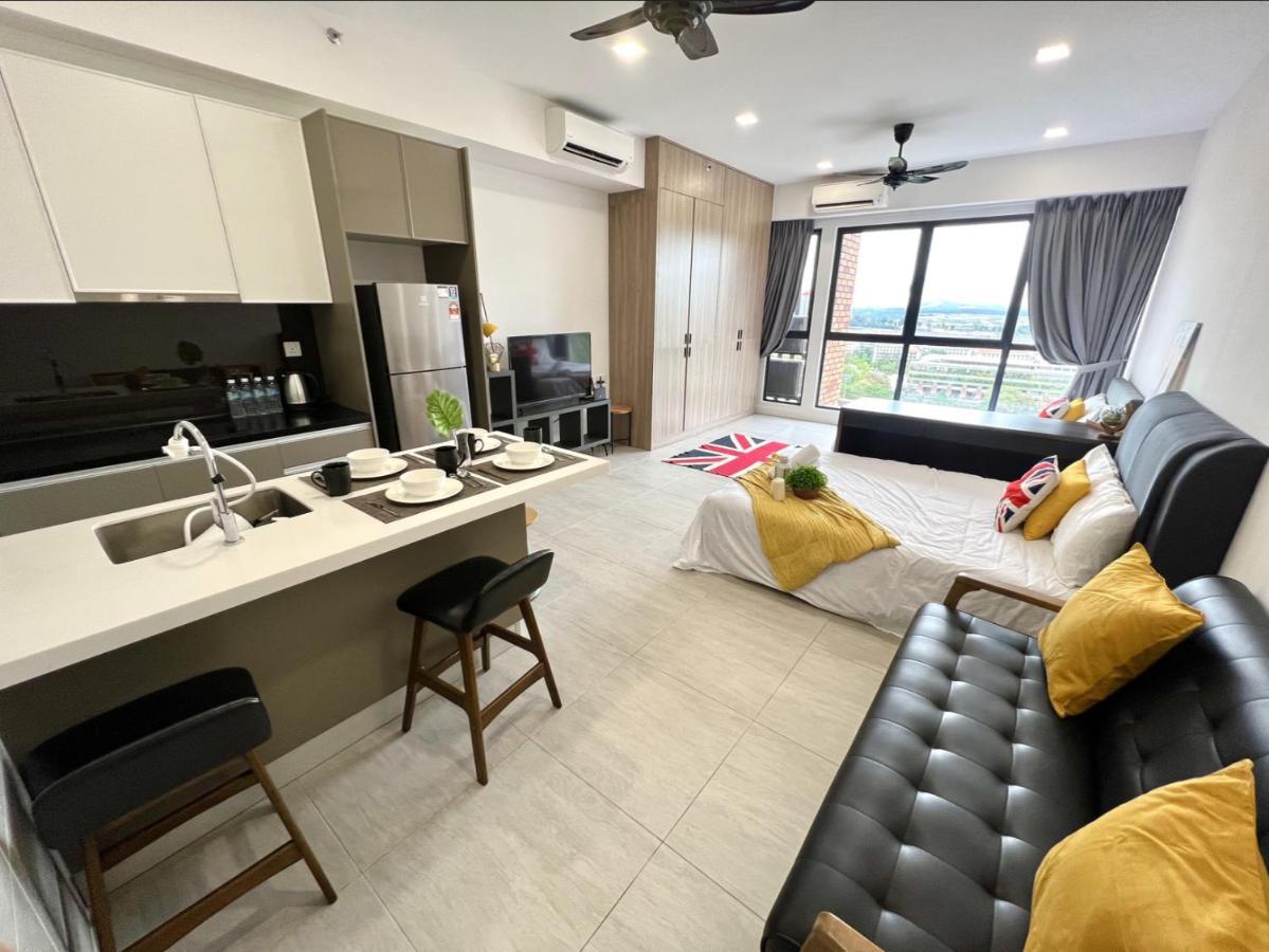 Free Parking # 2 Bed Family Bellsuite - Sepang Klia Kota Warisan Exterior foto